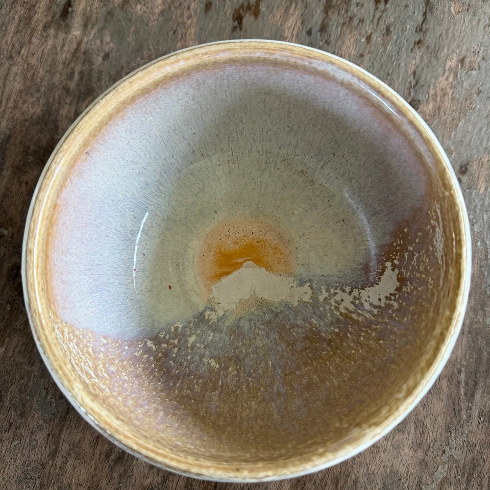 Artisan Studio Pottery Reactive Glaze Bowl Tan Lavender White Signed 5.5"